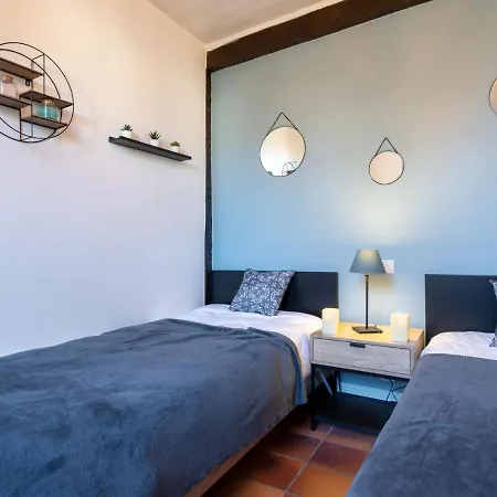 別荘 Poste By Interhome *